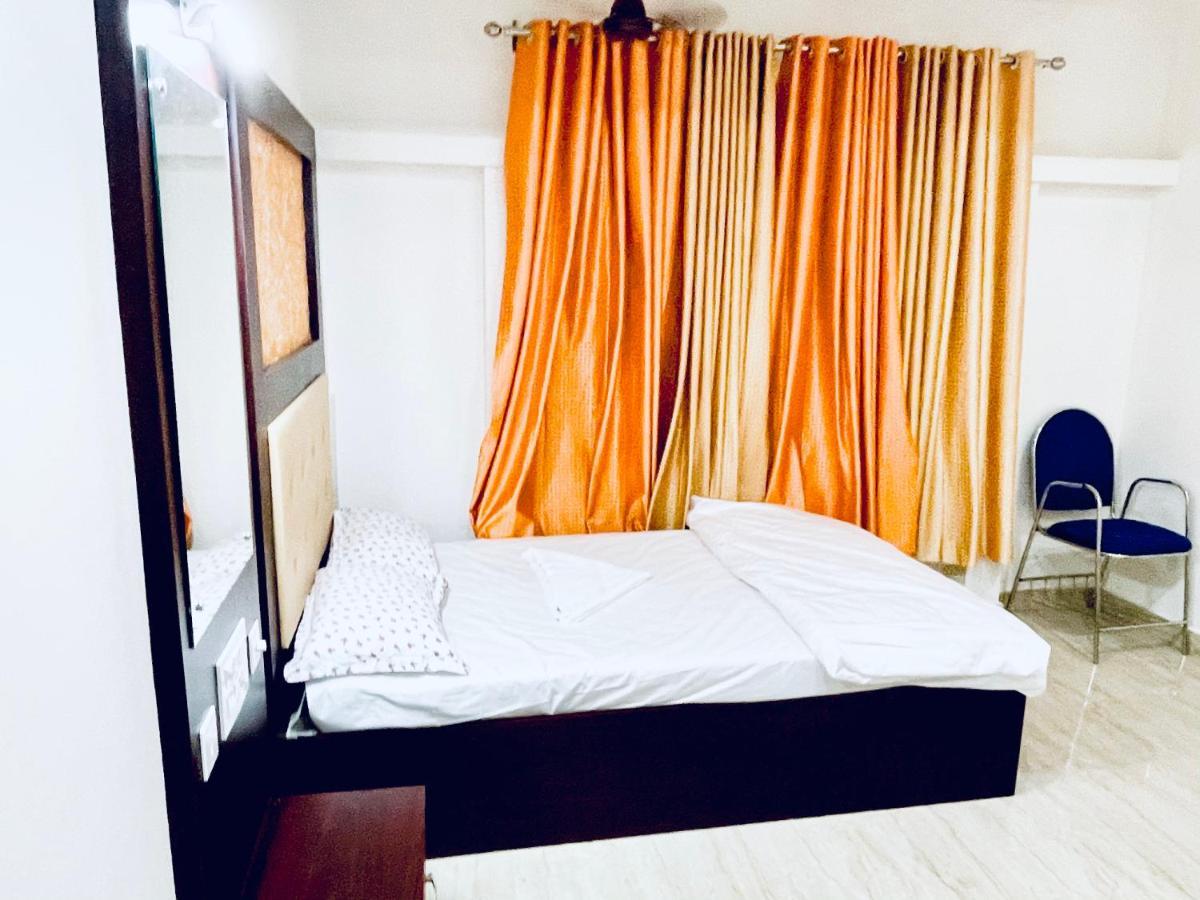 Changanācheri Bassac Residency酒店 外观 照片