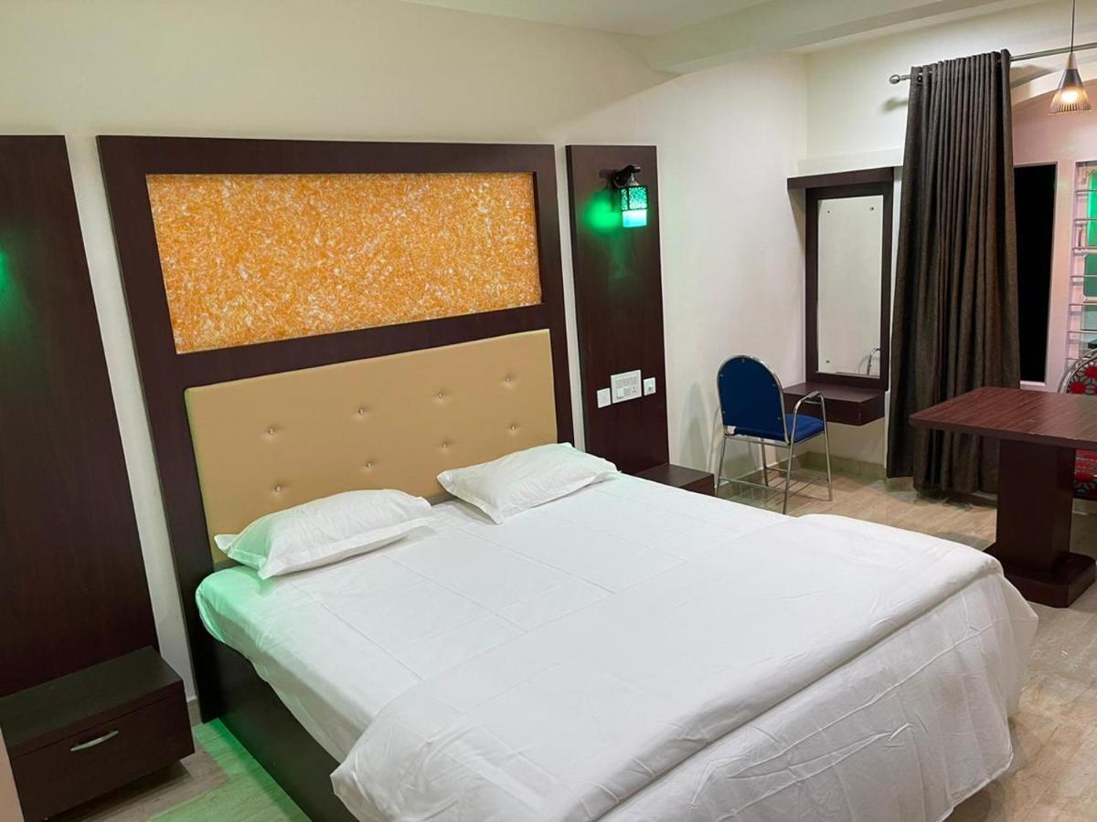 Changanācheri Bassac Residency酒店 外观 照片