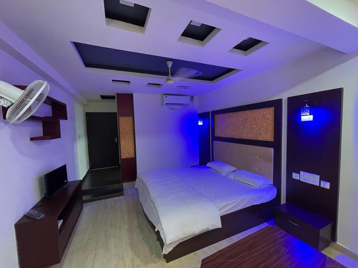 Changanācheri Bassac Residency酒店 外观 照片